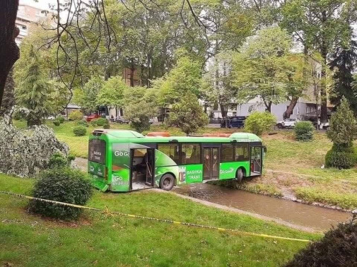 bus=||=bridge